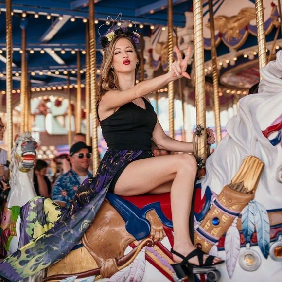 Meet your Posher, Starr - Picture 1 of 1